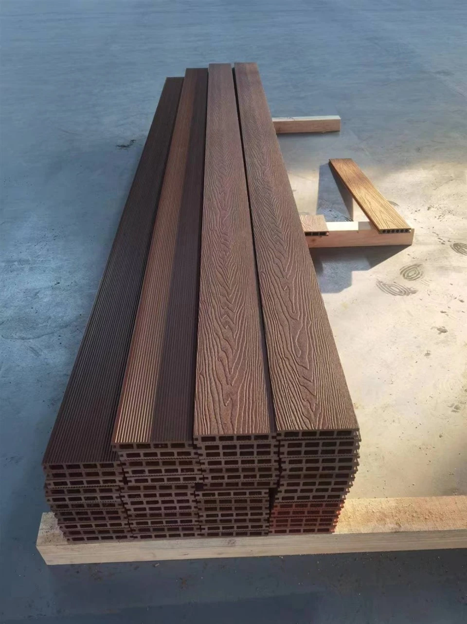Wpc Outdoor Decking Floor price